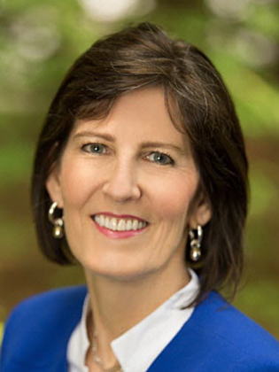 Nada MacKinney Headshot